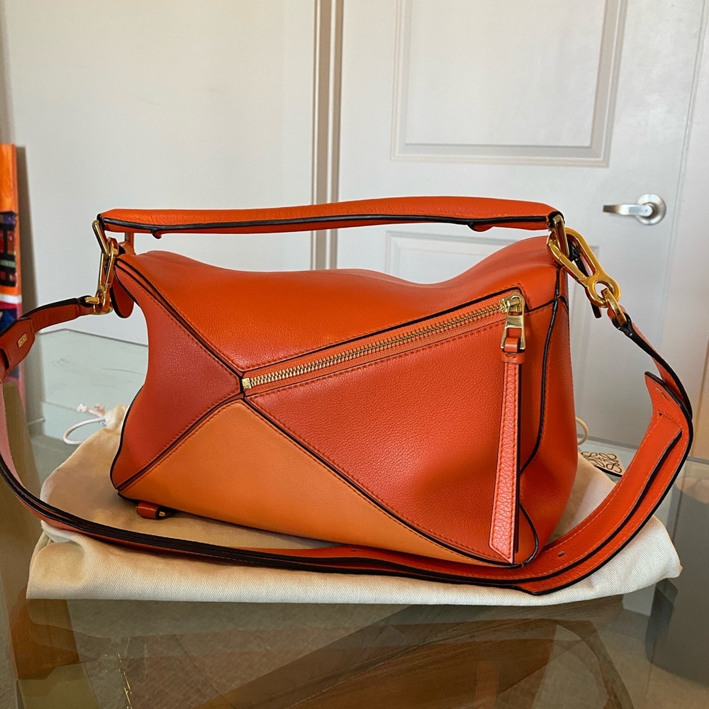 Medium Loewe Puzzle Bag